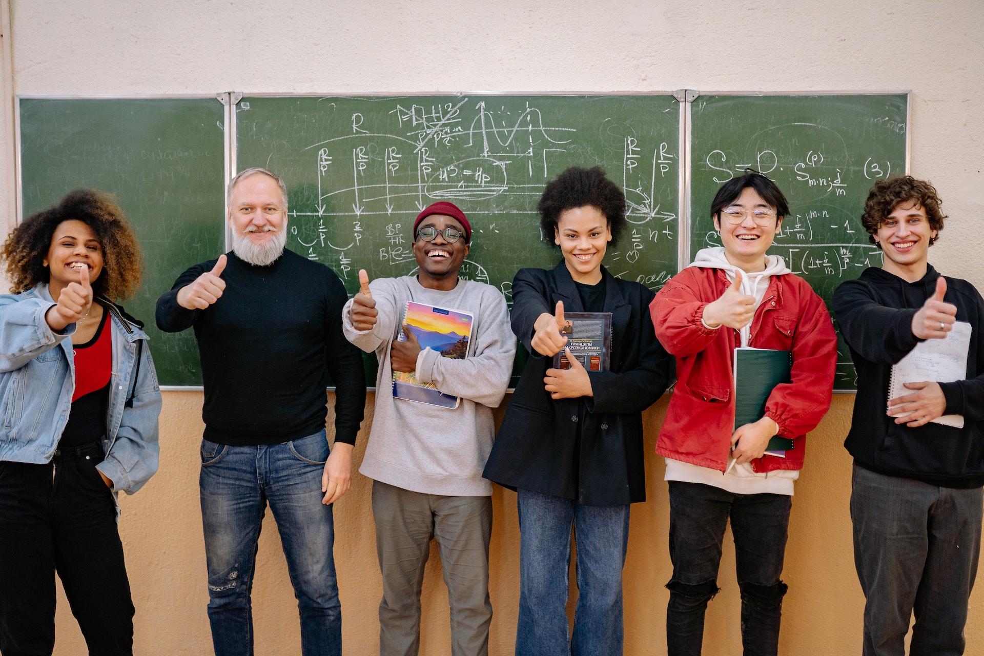 Cuánto gana un profesor en Colombia [2023] | Superprof